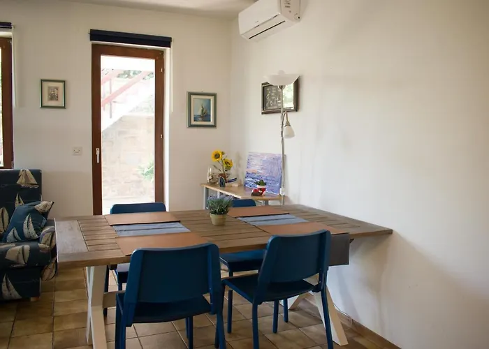 Apartma Marin